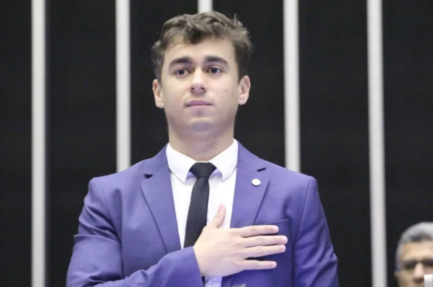 PEC pode tornar Nikolas Ferreira presidenciável em 2026; entenda