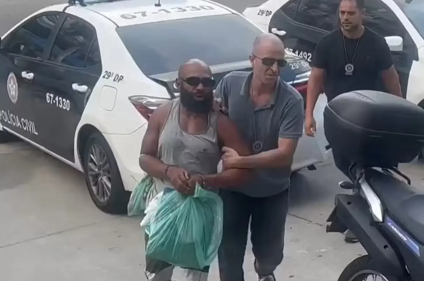 Polícia prende suspeito de perseguir e assediar mulher em shopping no Rio