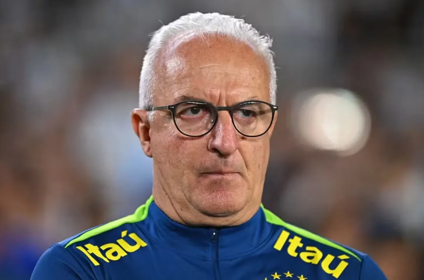 Dorival Júnior assina rescisão com a CBF e formaliza fim de passagem pela Seleção