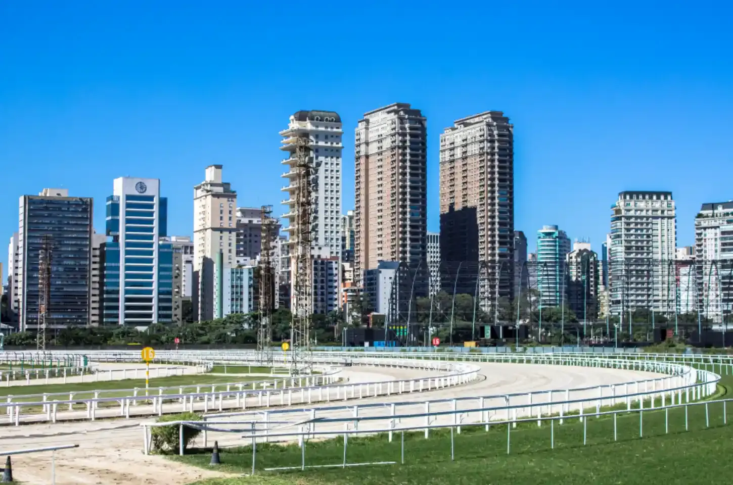 Prefeitura de São Paulo avança em projeto para transformar o Jockey Club em parque como forma de quitar dívida