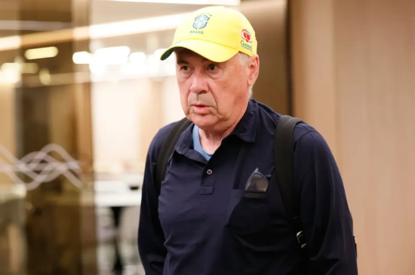 Veja primeiras imagens do desembarque de Ancelotti, novo técnico da Seleção