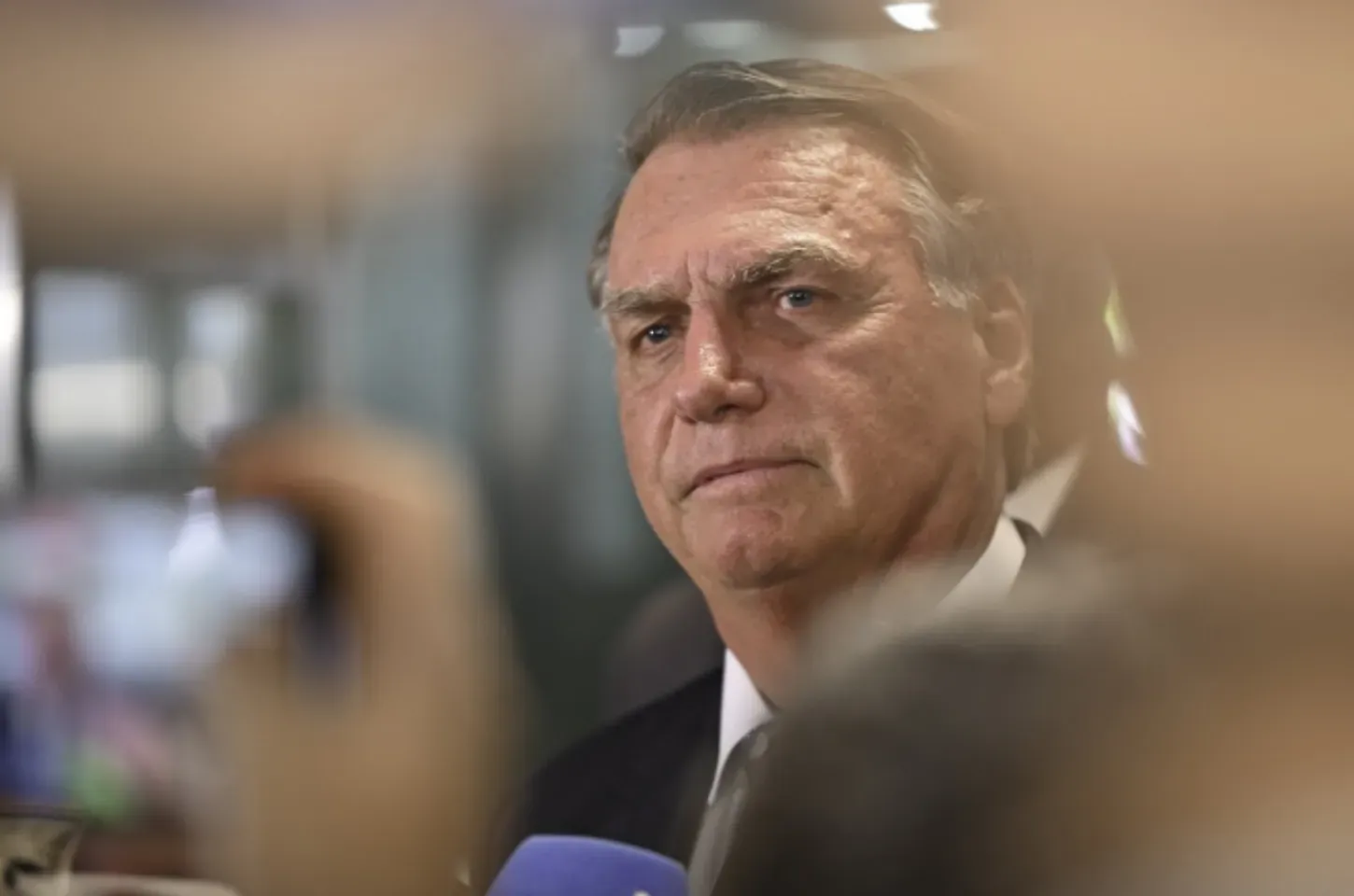 Bolsonaro reconhece irregularidades no INSS e apoia CPMI para investigar fraudes