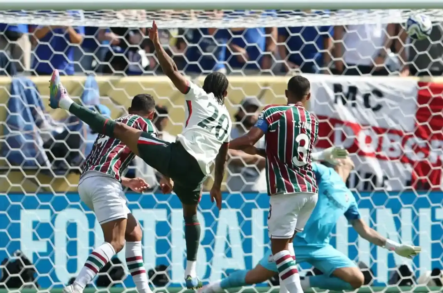 Fim do sonho: Fluminense é eliminado do Mundial pelo Chelsea, com lei do ex