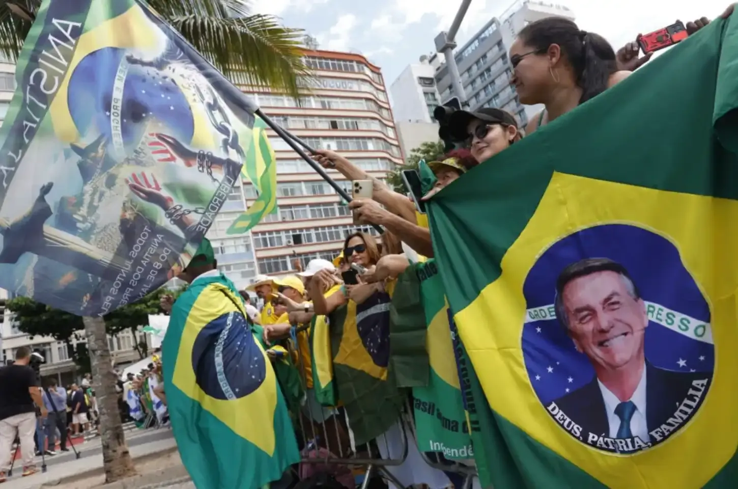 Aliados de Bolsonaro convocam para Reaja, Brasil no Rio