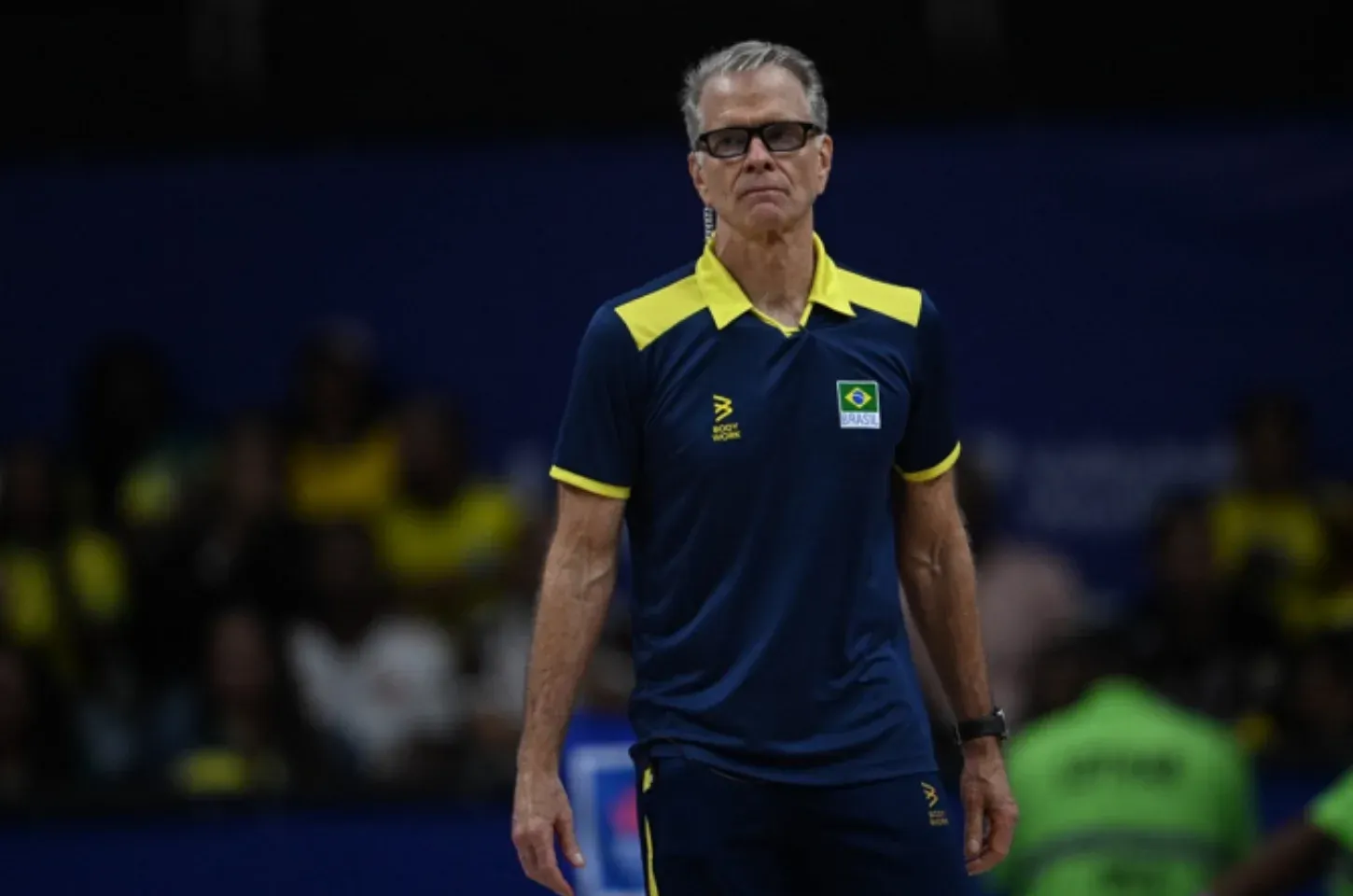 Brasil para no potente ataque da Polônia e disputará o 3º lugar da Liga das Nações de vôlei