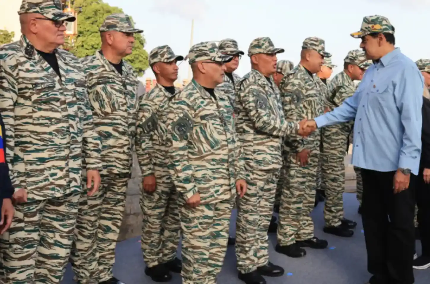 EUA e Guiana acusam Maduro de narcoterrorismo em meio a aumento das tensões no Caribe