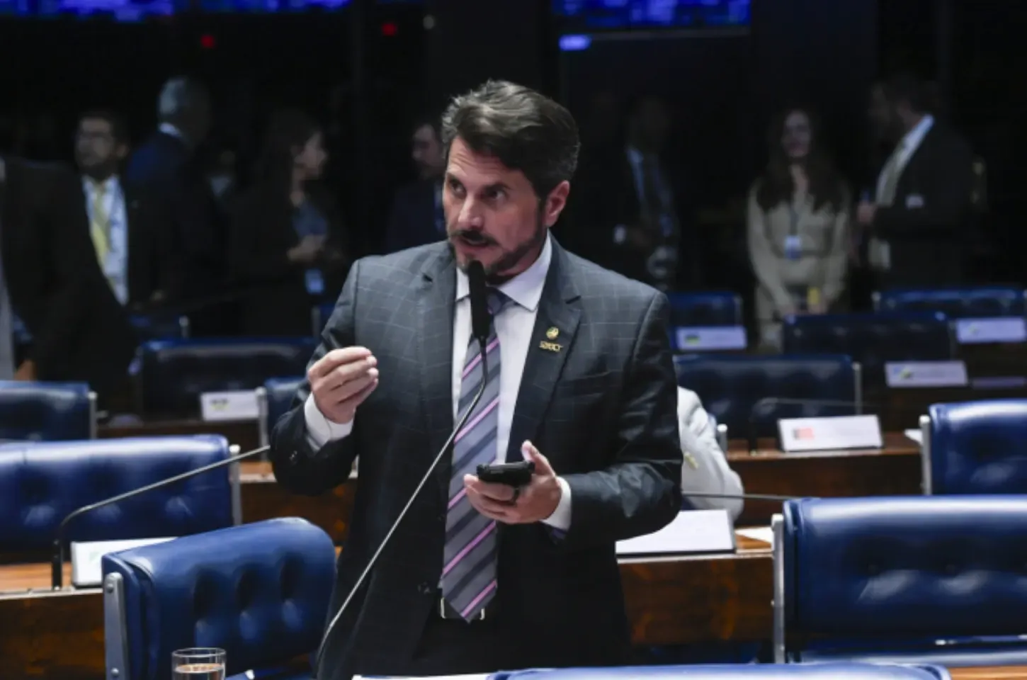 Marcos do Val é alvo de operação da PF e terá que utilizar tornozeleira eletrônica