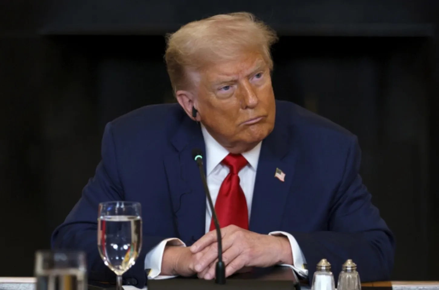 Trump autoriza uso de força militar contra cartéis de drogas na América Latina
