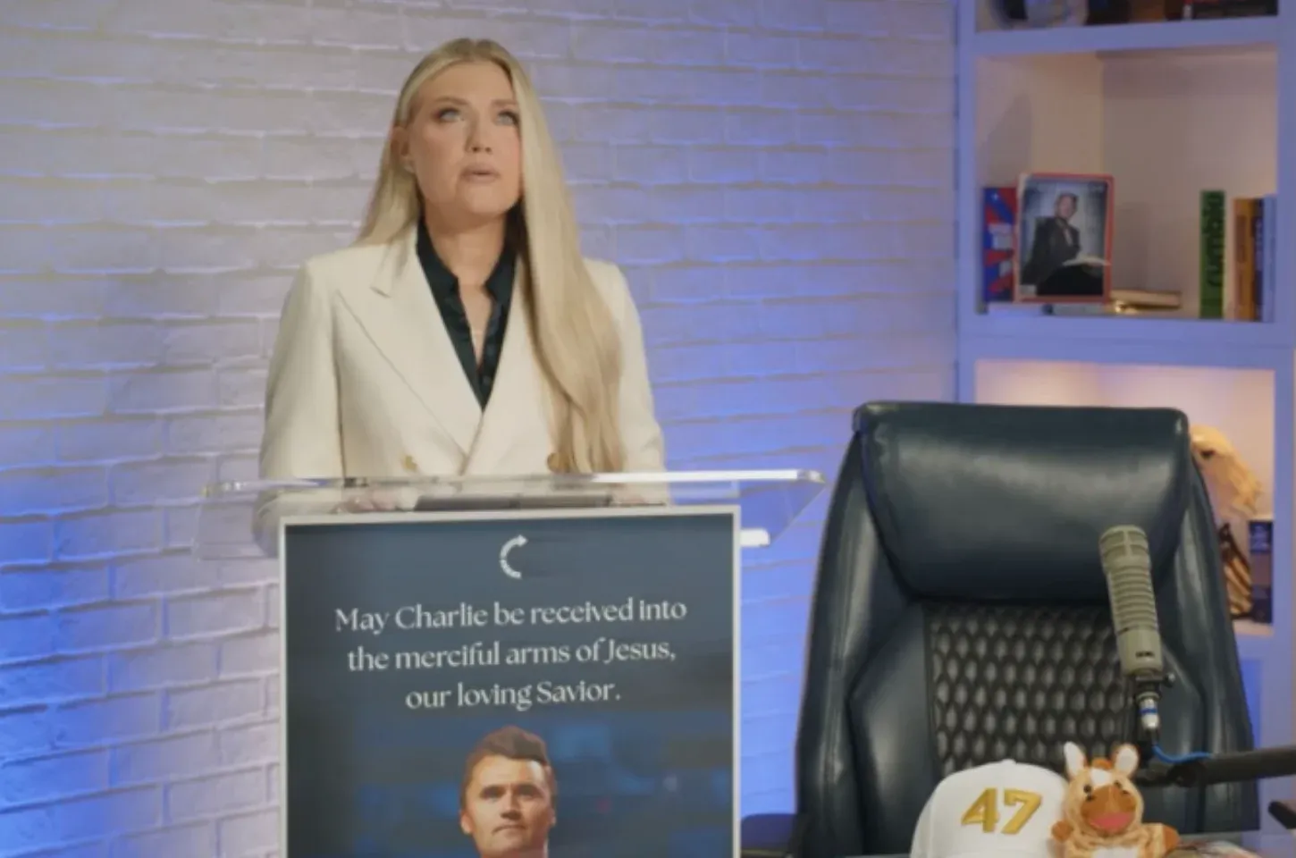 Esposa de Charlie Kirk promete continuar legado do ativista