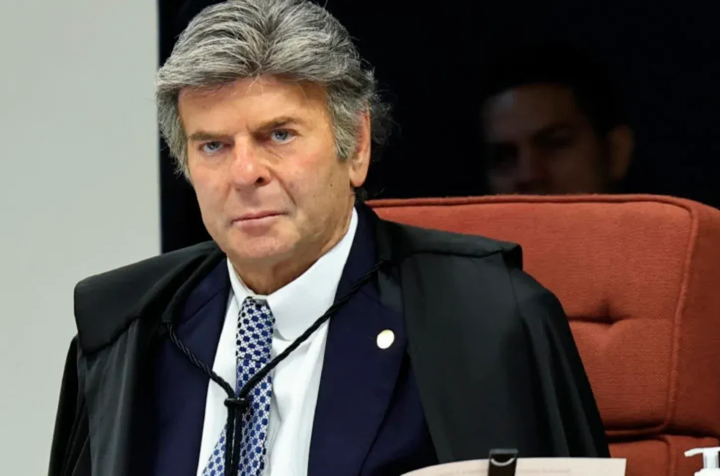 Fux vota pela incompetência do STF para julgar núcleo crucial