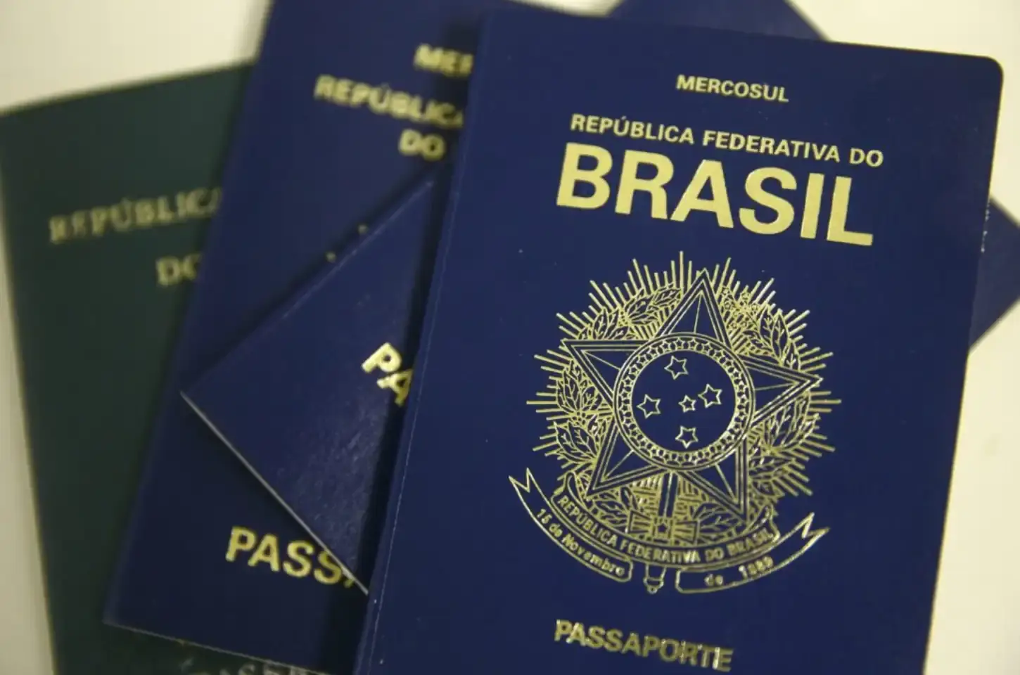 Por falta de verba, emissão de passaportes pode ser suspensa