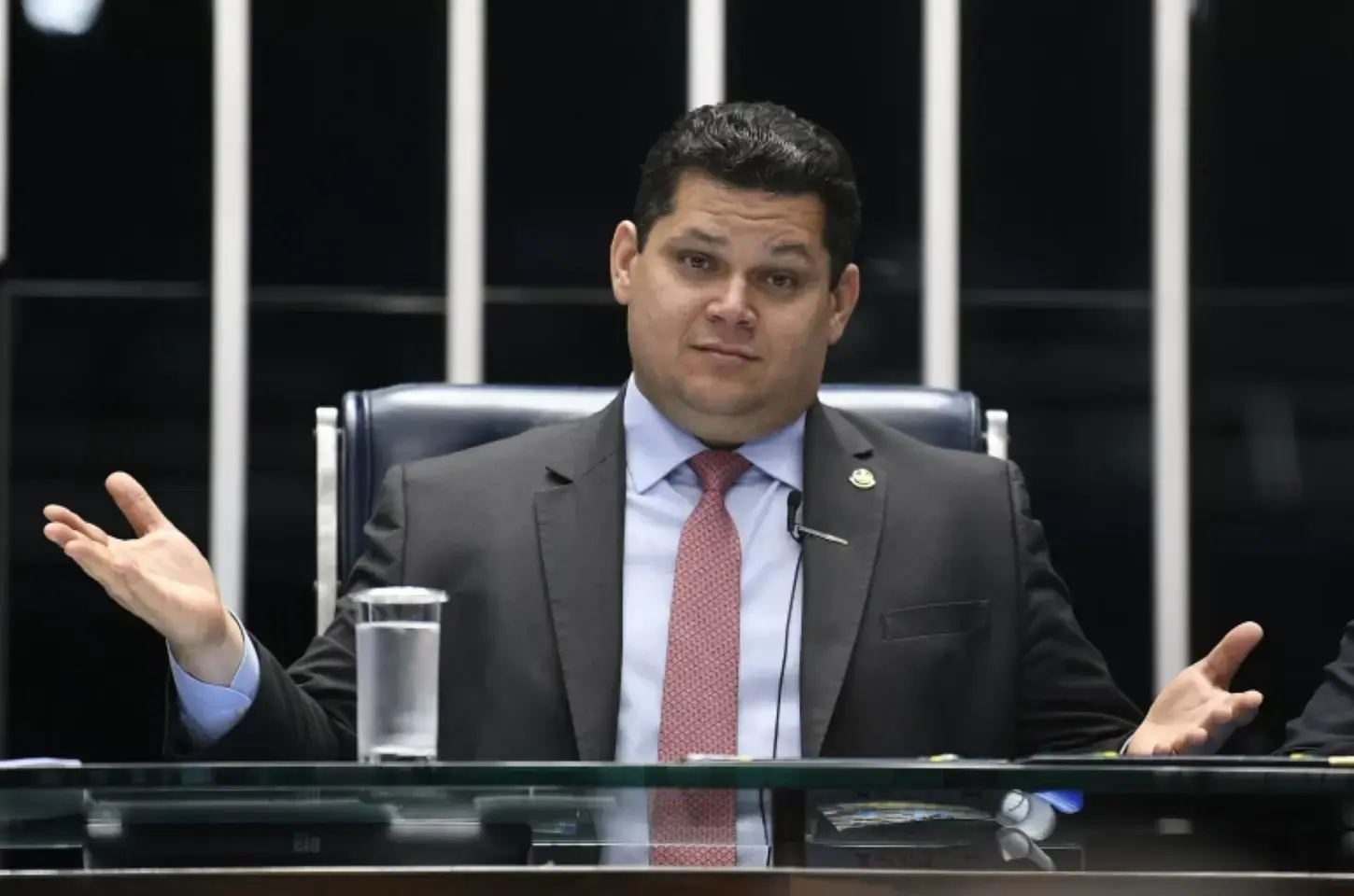 “Mostrarei ao governo como é não ter presidente do Senado aliado”