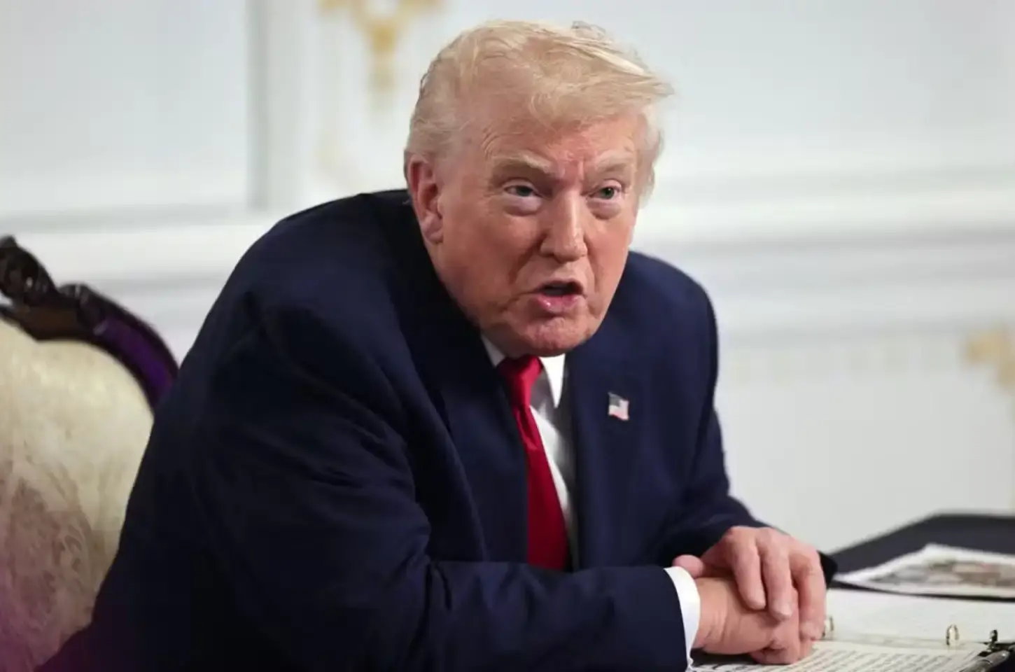 Trump diz para companhias aéreas considerarem espaço aéreo da Venezuela fechado