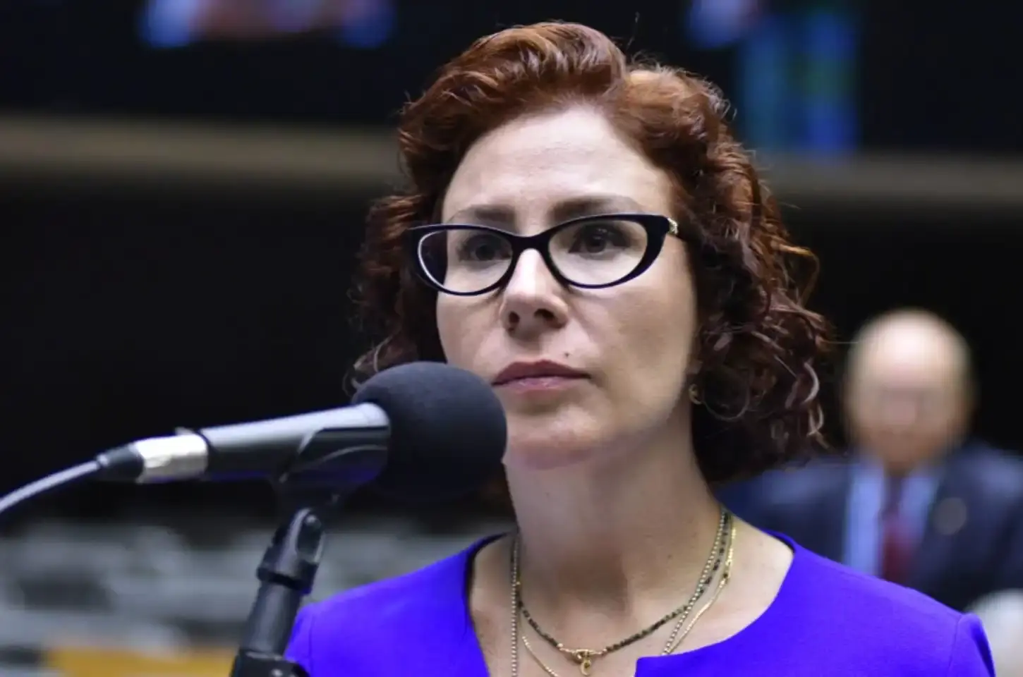 Carla Zambelli publica carta de renúncia: “Decisão extrema”
