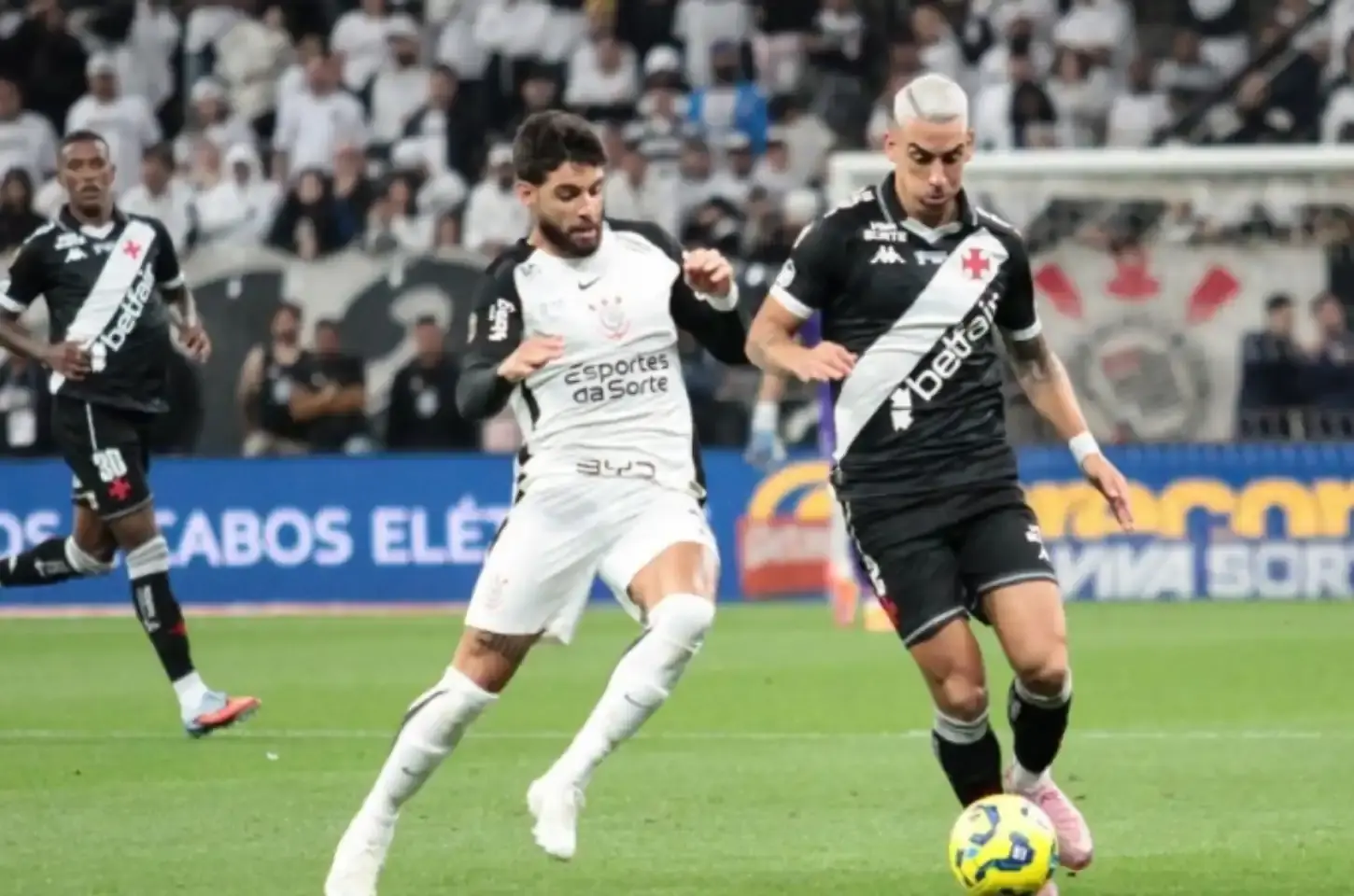 Corinthians e Vasco não saem do zero no primeiro jogo da final da Copa do Brasil