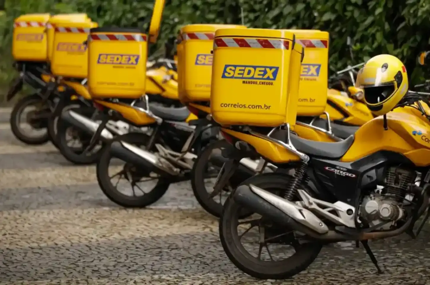 Correios: Programa de demissão voluntária sobe para 15 mil