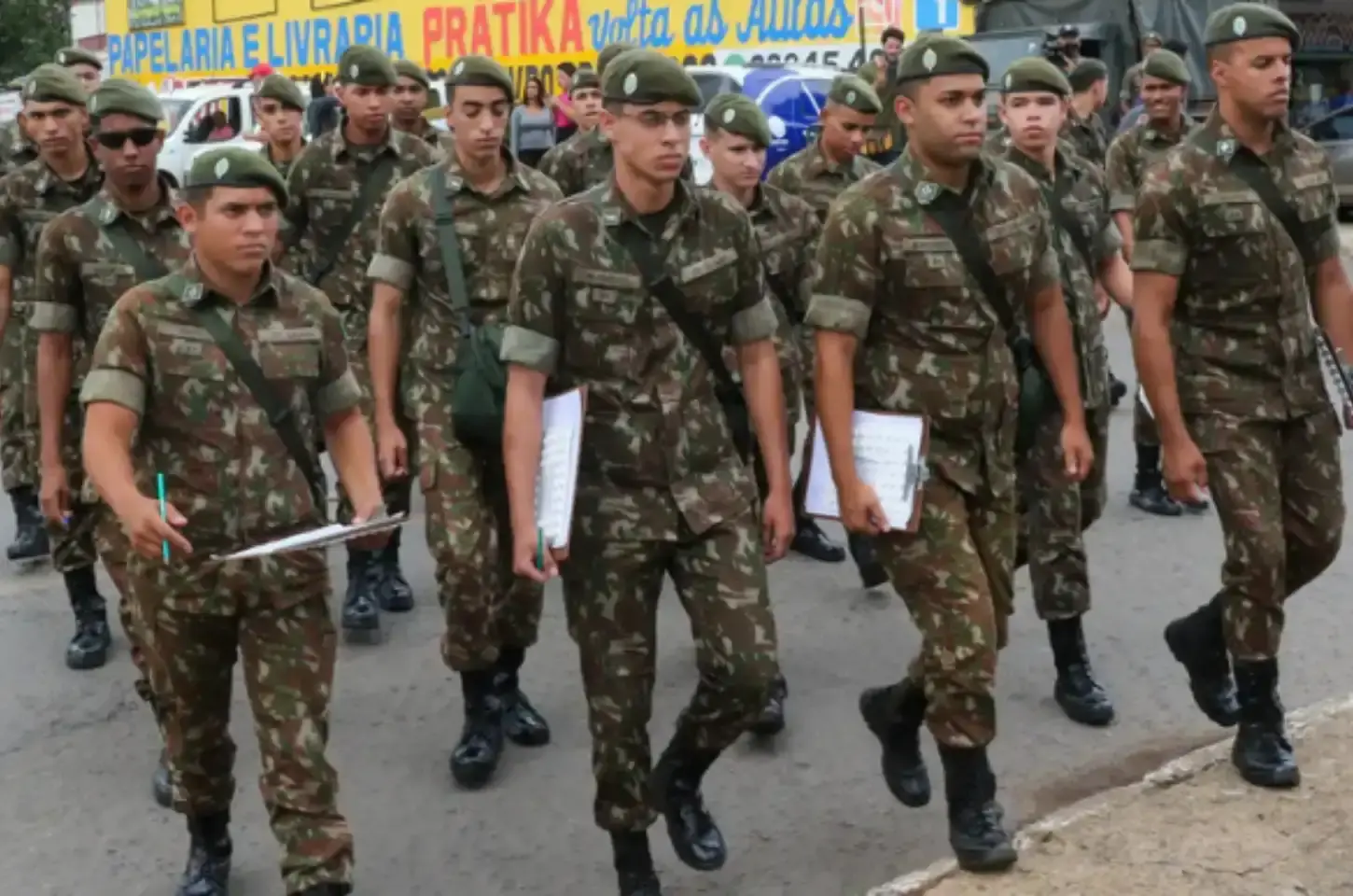 Alistamento militar 2026 vai até junho; mulheres podem aderir de forma voluntária