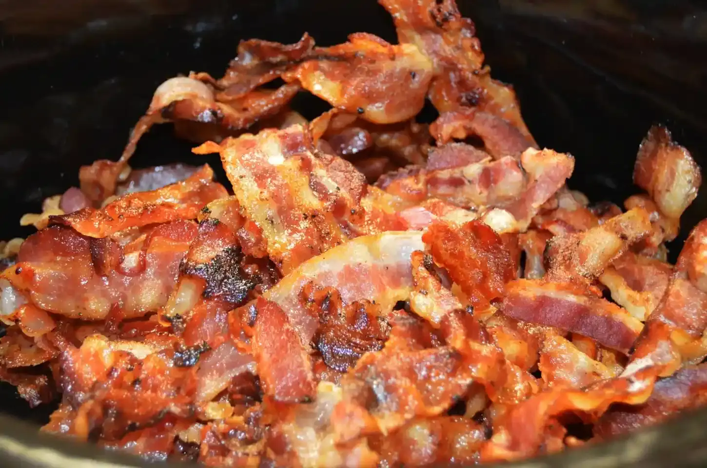 Bacon, salsicha e presunto entram em lista de alimentos cancerígenos da OMS
