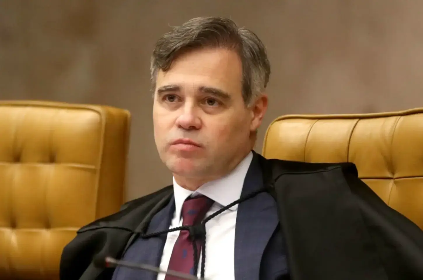 Mendonça cancela recesso para manter prisões do INSS no STF