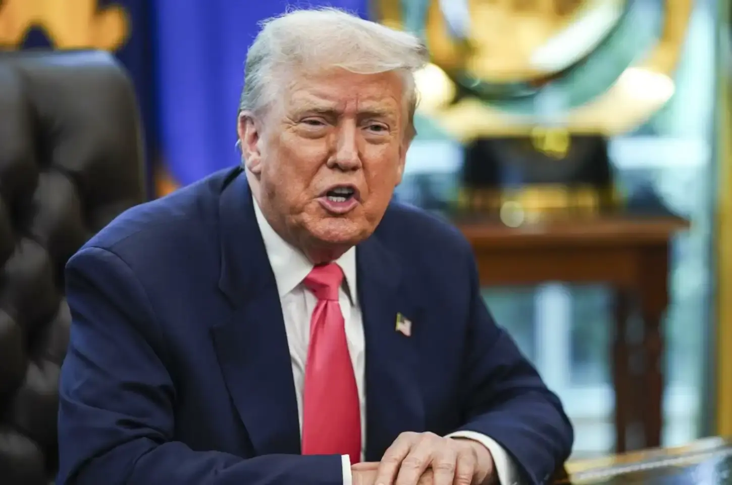 Trump afirma que frota enviada ao Irã está pronta para agir