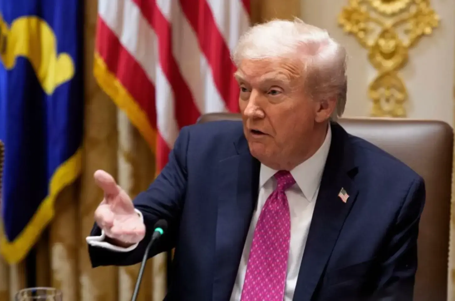 Trump: Presidente da Colômbia “não ficará lá por muito tempo”