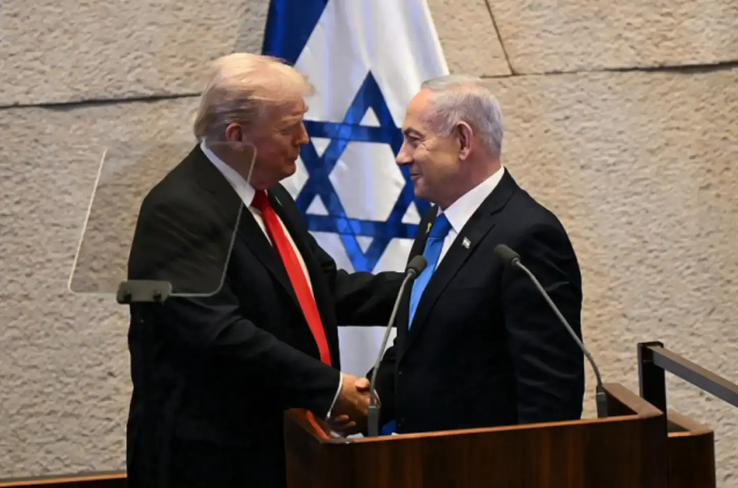 Em encontro com Trump, Netanyahu insiste em reforço de segurança em Israel
