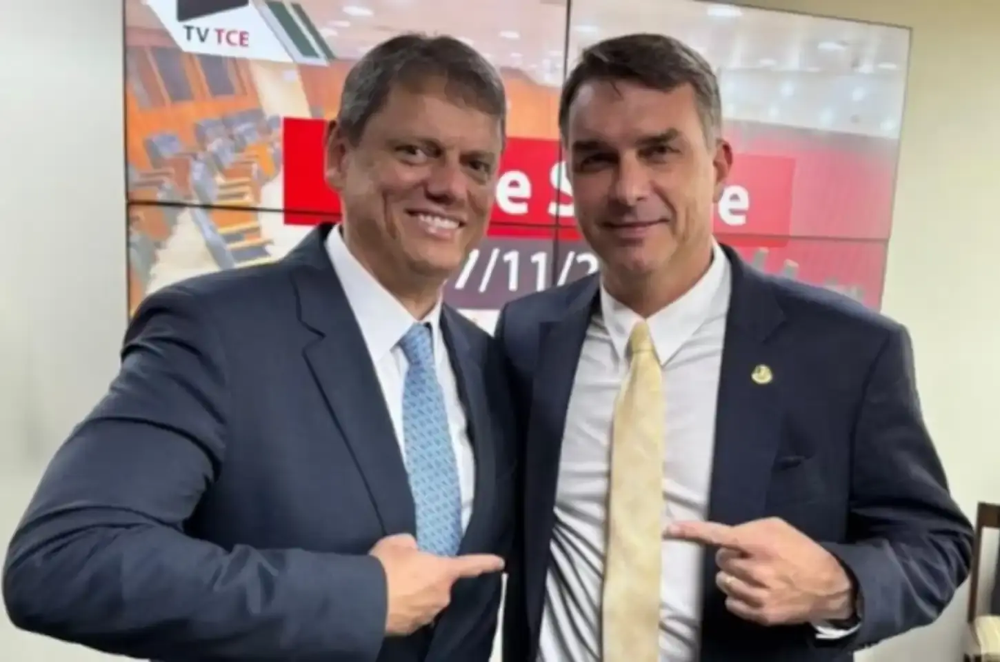 Tarcísio diz ter certeza de que próxima reunião com Flávio será positiva