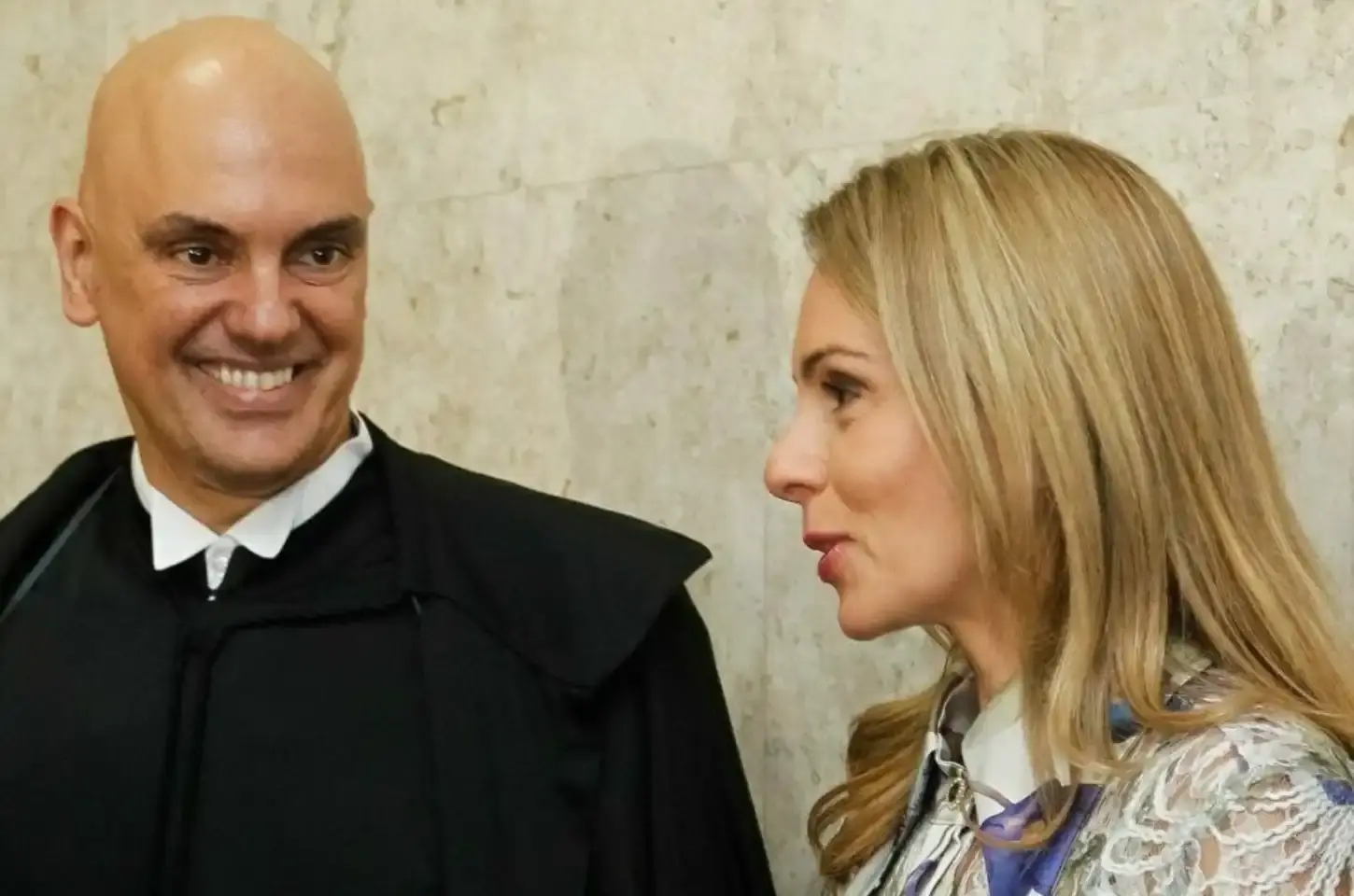 Mensagem de Daniel Vorcaro está em pasta com Viviane Barci